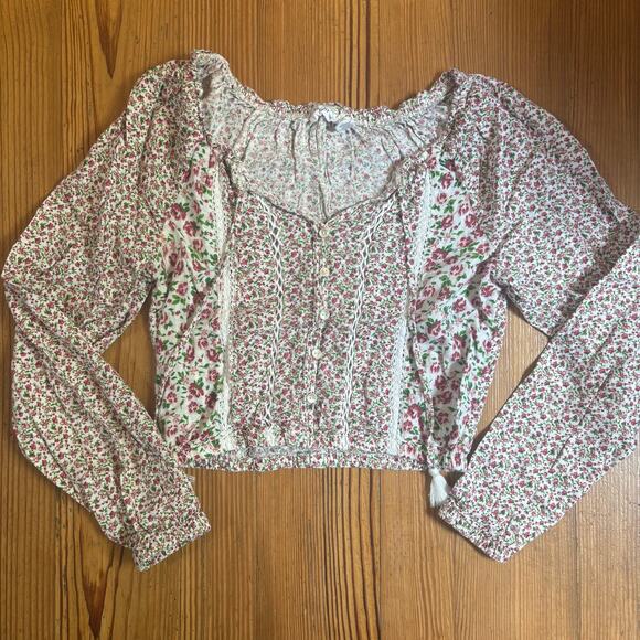 Midnight Sky Tops - Midnight‎ Sky white rose floral cottage cropped long sleeve tassel shirt SIZE M